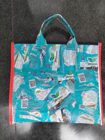 Túi xách nhựa tái chế