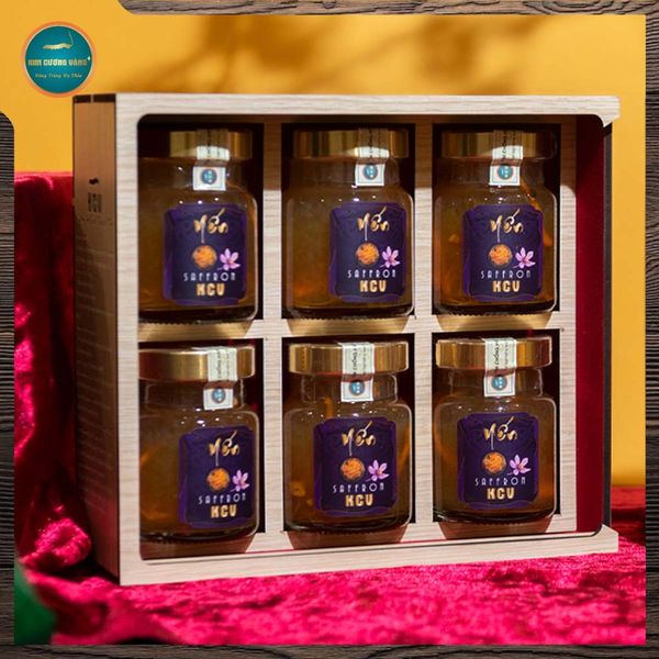 Quà Tết doanh nghiệp Yến Saffron Đông Trùng