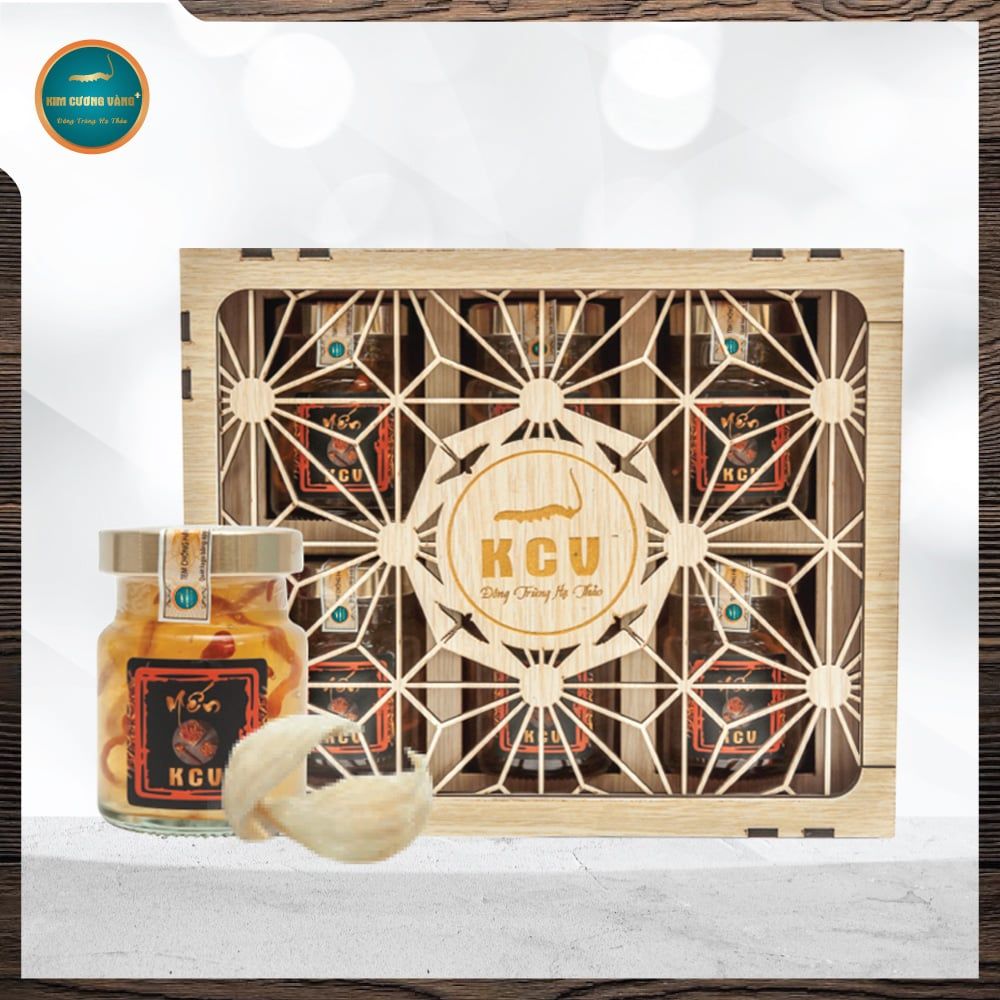 Hộp Yến Chưng Đông Trùng Hạ Thảo (6 Hũ)