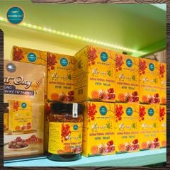 Mật Ong 4 Vị Đông Trùng Saffron Kỷ Tử Táo Đỏ (Hộp 380ml)