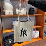  Túi Tote MLB Tote Korea Basic Big Logo Knit New York Yankees 3AORL034N-50CRD  Màu Trắng Kem 