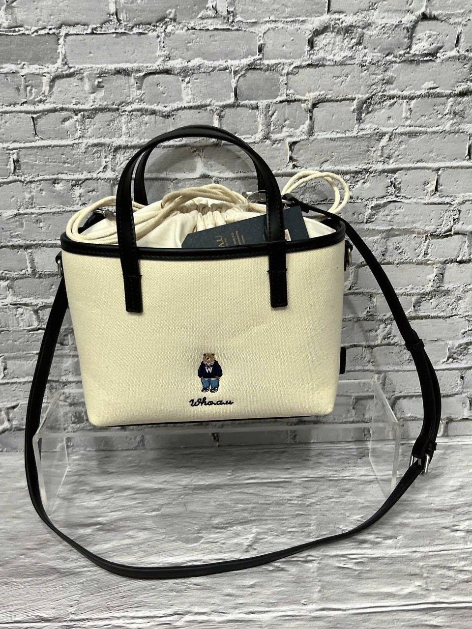 Túi Tote WHOAU Canva Màu Trắng Viền Đen – Bear Mon Auth