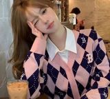  Áo Cardigan MLB Argyle Monogram Crop Boston Red Sox 3FKCM0134-43PKL Màu Hồng 