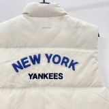  Áo Khoác Gile MLB Varsity Padded Vest New York Yankees Màu Trắng 3ADVV1046 
