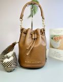  Túi Đeo Chéo Marc Jacobs The Bucket Màu Nâu 