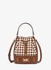Túi Đeo Chéo Michael Kors MK Outlet Reed Belted Bucket Crossbody Màu Nâu Trắng