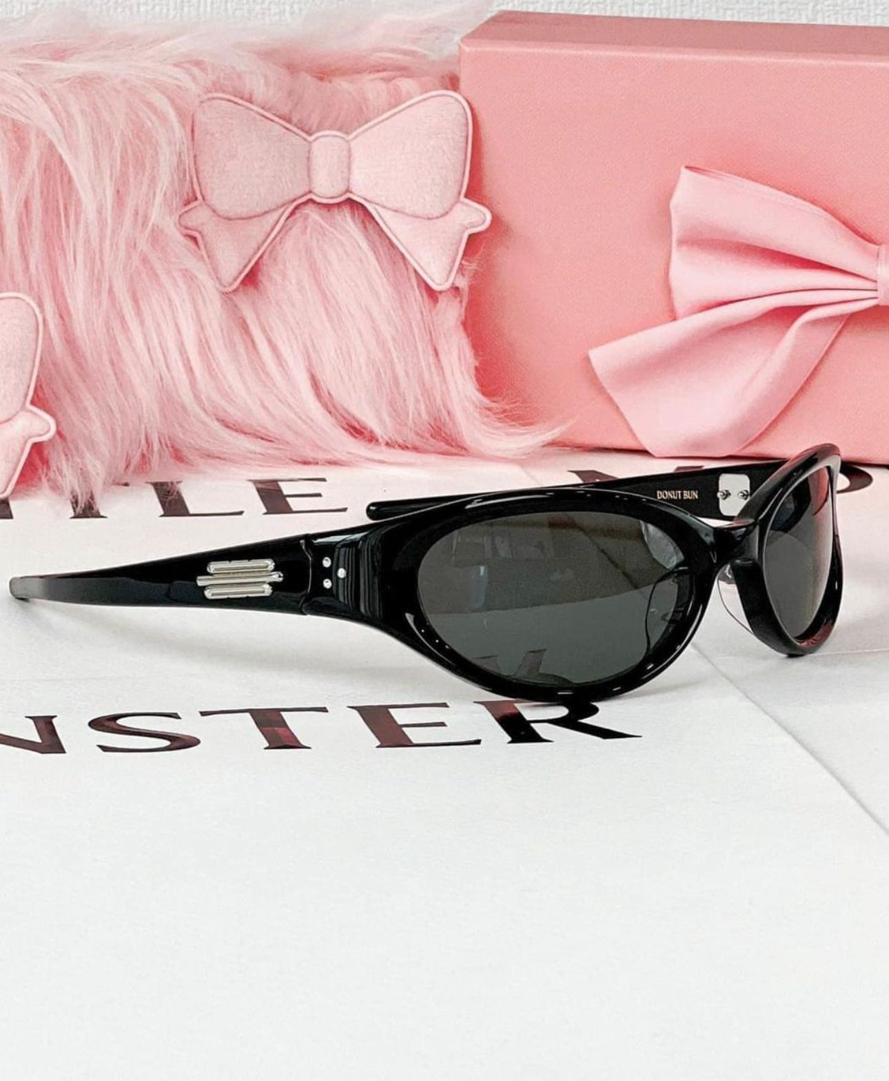 Kính Gentle Monster Jennie - Donut Bun 01 Black – Bear Mon Auth Kính Gentle Monster Jennie - Donut Bun 01 Black – Bear Mon Auth