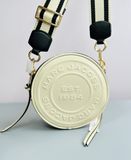  Túi Đeo Chéo MARC JACOBS Signet Circle Crossbody Bag Màu Trắng 