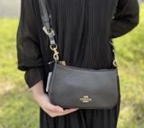  Túi Đeo Vai Coach Jess Baguette C7265 Màu Đen 