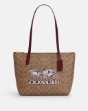  Túi Tote Coach Fiona Zip Tote Bag Màu Nâu Nhạt Logo 