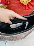  Túi Đeo Vai Marc Jacobs Metallic Small Crinkle Cruiser Shoulder Bag Màu Bạc 