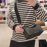  Túi Đeo Vai Marc Jacobs Drifter Small Convertible Shoulder Bag Màu Đen Size 23 