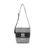 Túi Đeo Chéo MLB Varsity Lettering Canvas Bucket Bag NEW YORK YANKEES 3ABMB015N-50BKS Màu Đen 