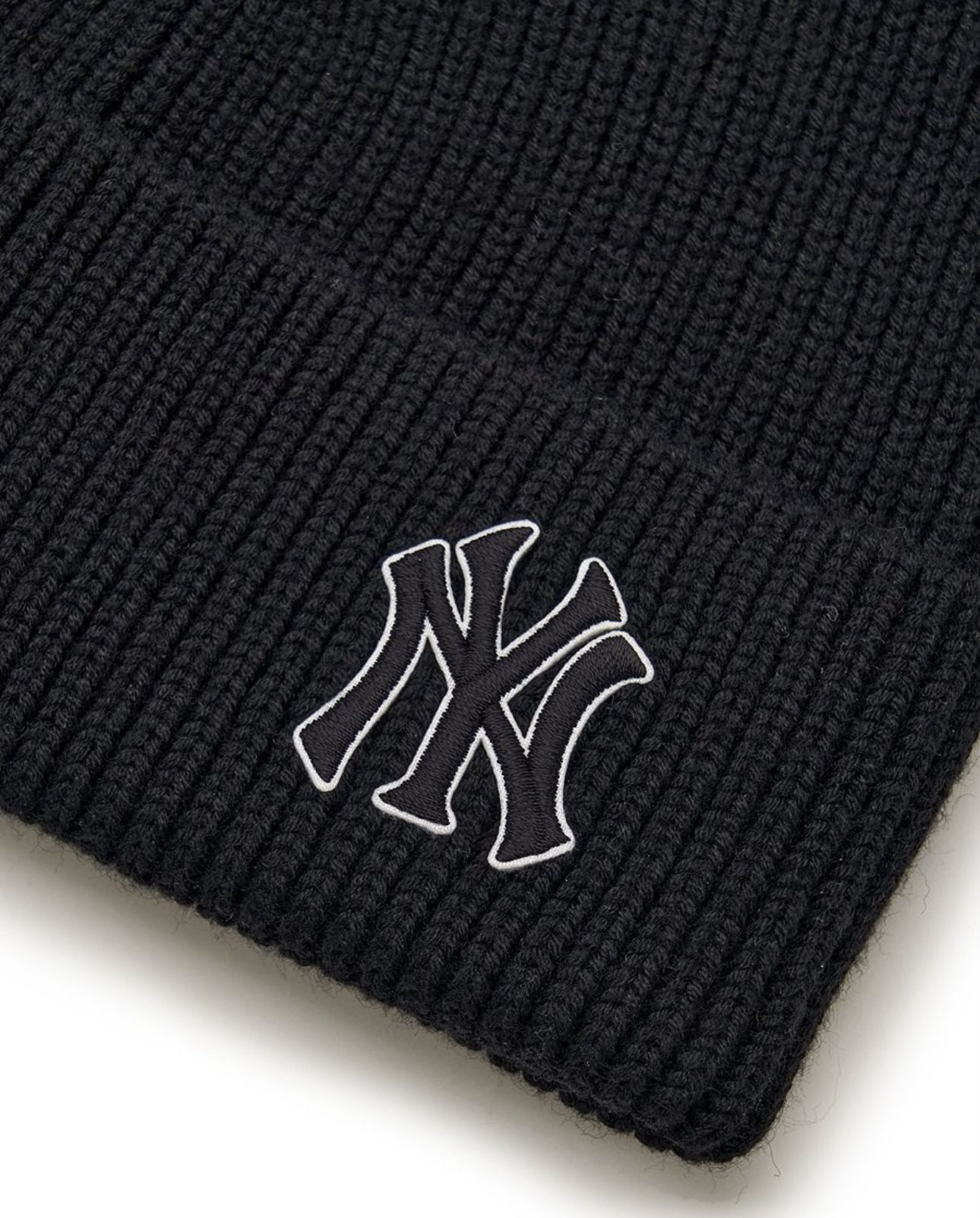 ◆MLB Korea◆ Candy Mid Beanie NY Black 3ABNBM146-50BKS Mũ Len MLB Candy Mid Beanie New York Yankees 3ABNBM146-50BKS