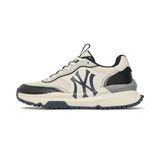  Giày Thể Thao MLB Chunky Runer New York Yankees 3ASHRJ13N-50BKS Màu Đen Trắng 