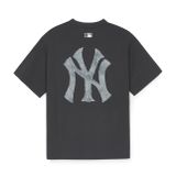  Áo Phông MLB Denimlike MONOGRAM Big Lux Over Fit T Shirts NEW YORK YANKEES Màu Đen Than 3ATSM0953-50CGS 