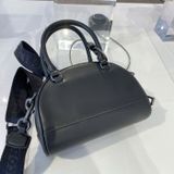  Túi Xách Marc Jacobs Small Leather Bowling Crossbody Màu Đen 