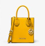  Túi Đeo Chéo Michael Kors Mercer Extra-Small Pebbled Leather Crossbody Bag Màu Vàng 
