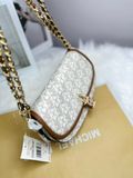  Túi Đeo Vai Michael Kors MK Mila Small Empire Signature Logo Shoulder Bag Màu Trắng Logo 