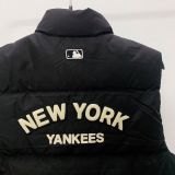  Áo Khoác Gile MLB Varsity Padded Vest New York Yankees Màu Đen 3ADVV1046 