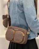  Túi Đeo Chéo Michael Kors MK Jet Set Medium Signature Logo Crossbody Bag with Case for Apple Airpods Pro Màu Nâu Logo 