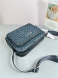  Túi Đeo Chéo Michael Kors MK Hudson Logo Crossbody Bag Màu Xanh Navy Logo 
