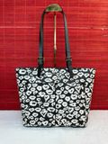  Túi Tote Michael Kors MK Jet Set Medium Double Pocket Tote Tote Bag Màu Đen Hoa Trắng 