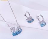  Khuyên Tai SWAROVSKI Iconic Swan Pierced Earrings, Multi-Colored, Rhodium Plated Màu Xanh Lam 