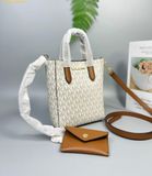  Túi Đeo Chéo Michael Kors MK Vincent Extra-Small Logo Crossbody Bag With Card Case Màu Trắng Logo 