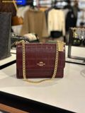  Túi Đeo Vai Coach Klare Crossbody Bag Size 22 CC840 