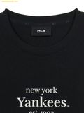  Áo Phông MLB Women's Varsity Logo Comfortable Fit Short Sleeve T-Shirt New York Yankees Màu Đen 3FTSV0253-50BKS 