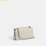  Túi Đeo Vai Coach Tabby 20 Quilted Chain Shoulder Bag CP149 Trắng Kem 