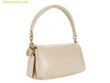 Túi Đeo Vai Coach Leather Covered C Closure Pillow Tabby Shoulder Bag 26 Màu Trắng Kem 