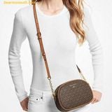  Túi Đeo Chéo Michael Kors MK Jet Set Charm Small Pebbled Leather Crossbody Bag Màu Nâu Logo 