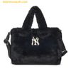 Túi Tote MLB Wms Basic Fur Fleece Tote Bag New Yankees York Yankees 3AORS0526-50BKS Màu Đen