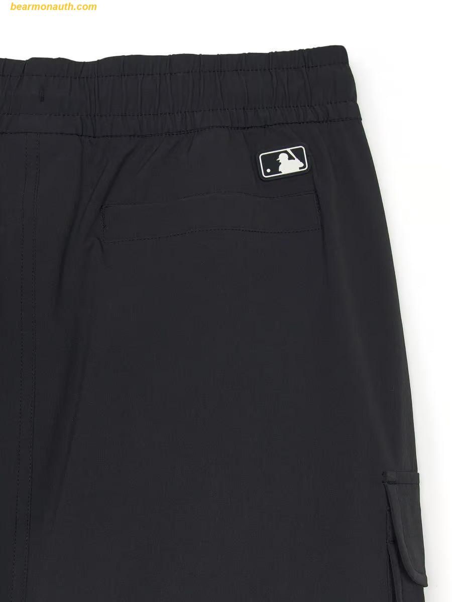 【MLB】 Basic Gofcore Nylon Cargo Long Skirt /追跡付 Chân Váy MLB Basic Gofcore Nylon Cargo Long Skirt New York