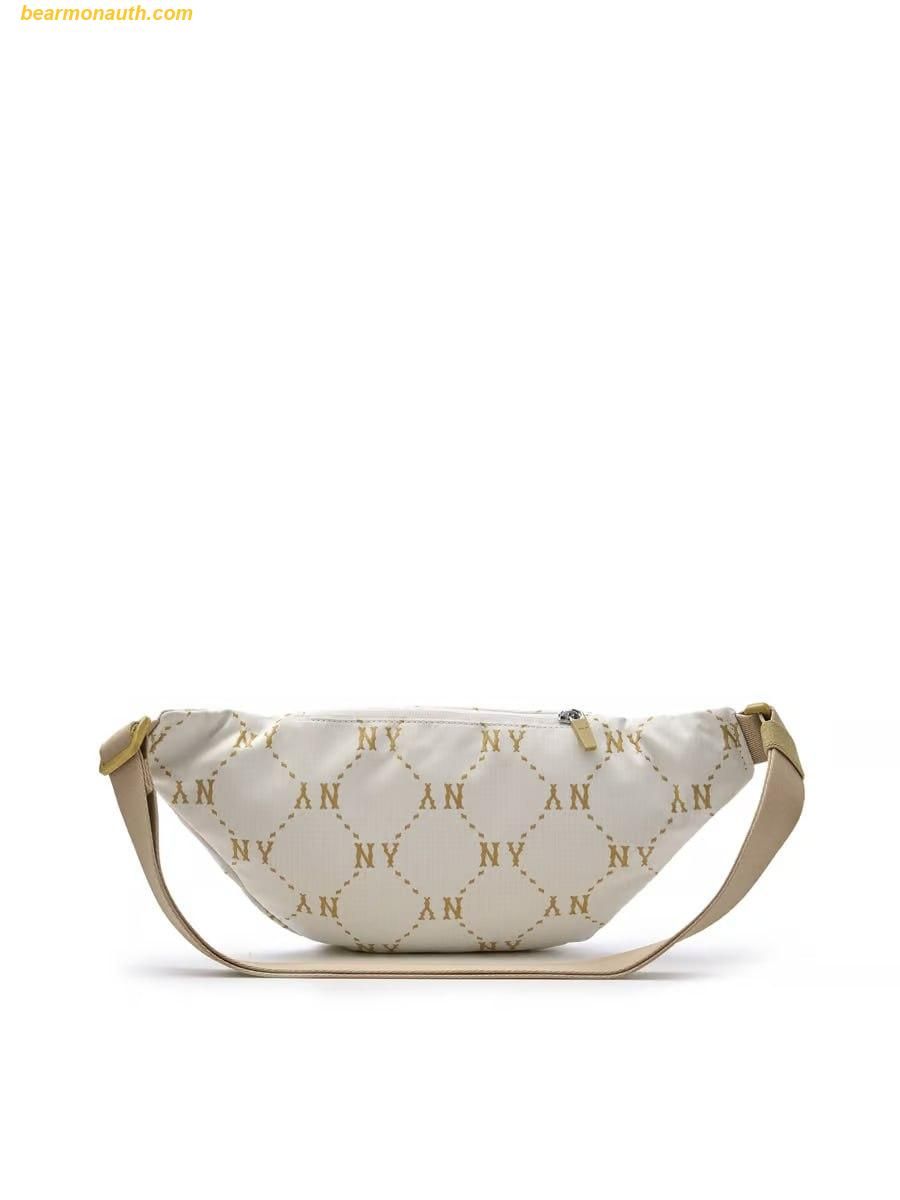 ★MLB Korea★ Diamond Monogram Sportive Hip Sack NY Ivory 3A HIP SACK - MLB KOREA