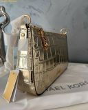  Túi Xách Michael Kors MK Empire Medium Metallic Crocodile Embossed Leather Chain-Link Pochette màu vàng 