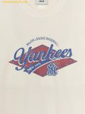  Áo Phông MLB Varsity Vintage Washing Graphic Mega Overfit Short Sleeve T-Shirt New York Yankees 3ATSV0753-50CRD - Màu Trắng Kem 