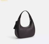  Túi Đeo Vai Coach Carmen Shoulder Bag CR151 Màu Đen 