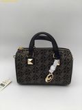  Túi Trống Michael Kors MK Grayson Small Metallic Empire Monogram Duffel Crossbody Bag - Màu đen logo ánh kim 