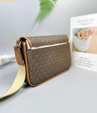  Túi Đeo Chéo Michael Kors MK BRADSHAW MEDIUM SIGNATURE LOGO MESSENGER BAG 
