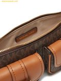  Túi Đeo Vai Michael Kors Mk Small Zoe clutch bag with exclusive logo Màu Nâu Logo 