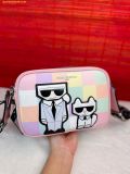  Túi Đeo Chéo Karl Lagerfeld Paris Maybelle Camera Crossbody Màu Hồng LH2E49BJ 