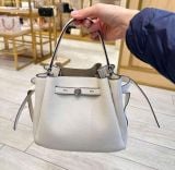  Túi Đeo Chéo Bucket Tory Burch The Romy Màu Trắng 166982 