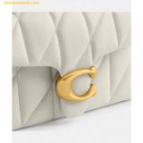  Túi Đeo Vai Coach Tabby 20 Quilted Chain Shoulder Bag CP149 Trắng Kem 