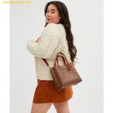  Túi Tote Coach Willow Tote 24 In Signature Canvas C8562 