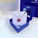  Dây cổ, dây chuyền SWAROVSKI Iconic Swan Pendant, Red, Gold-Tone Plated 