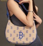  Túi Đeo Vai MLB Classic Monogram Jacquard Large Hobo Bag Boston Red Sox L.Sand 3ABQL023N-43SAL 