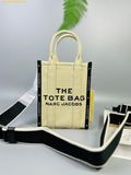  Túi Đeo Chéo Marc Jacobs The Jacquard Crossbody Tote bag - Màu Trắng Kem 